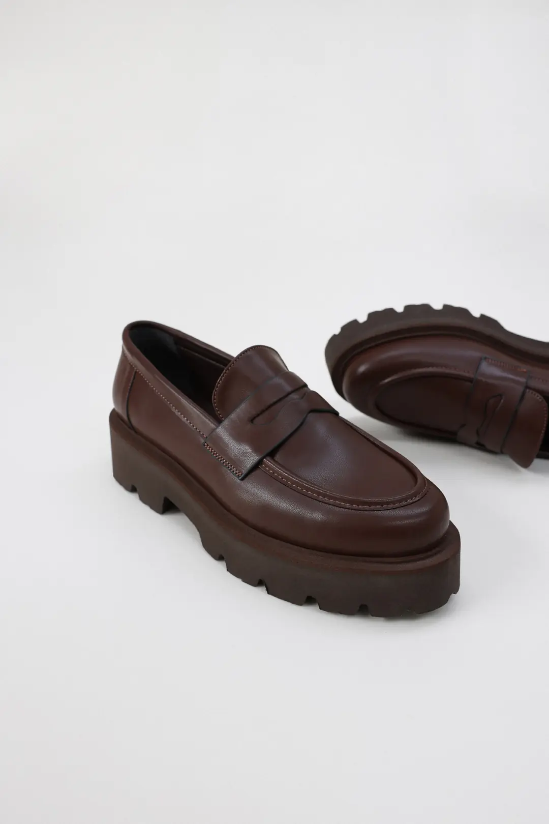 Loafer 2309 - Kalın Tırtıklı Tabanlı Kadın Babet