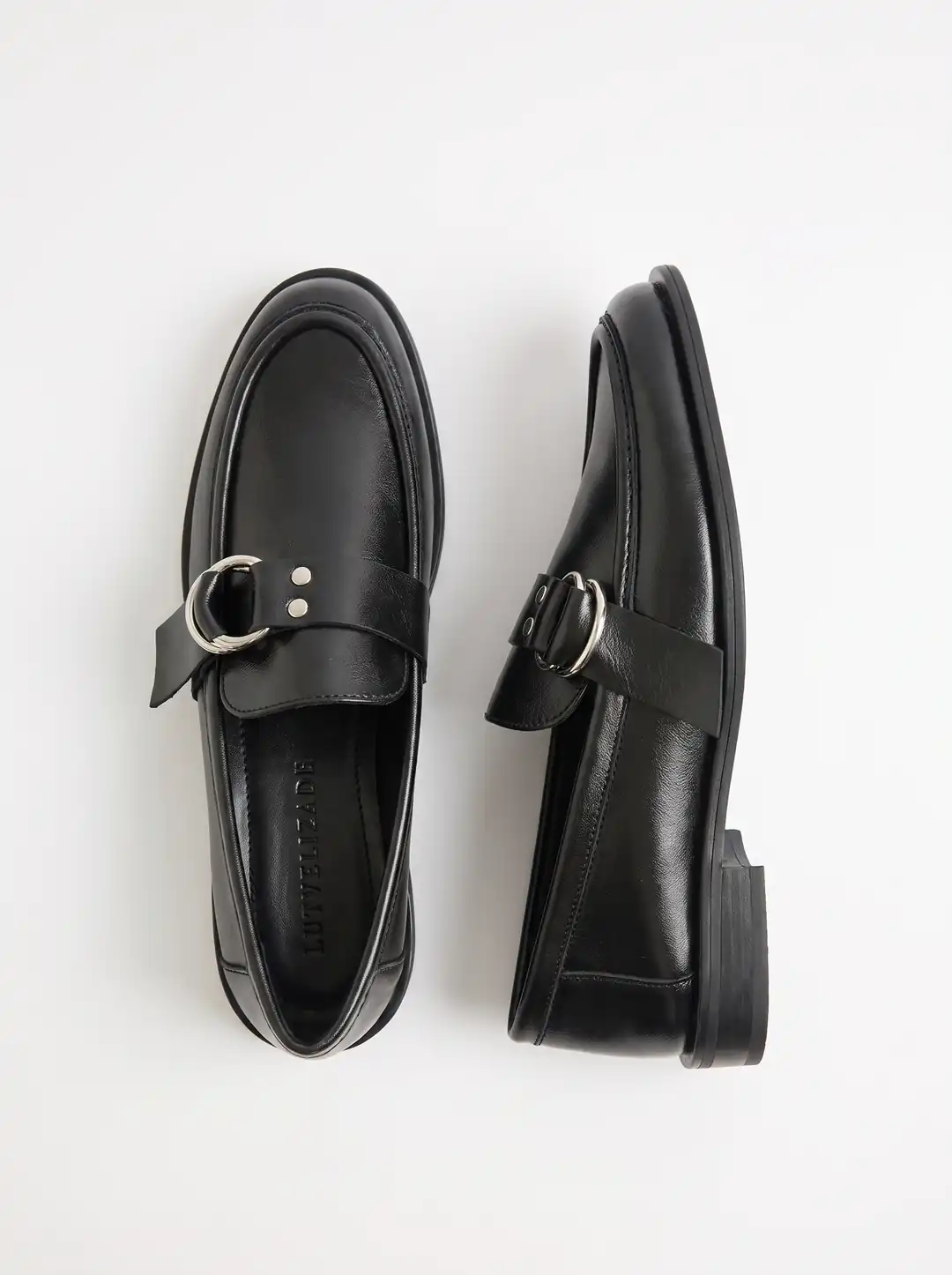 LOAFER 